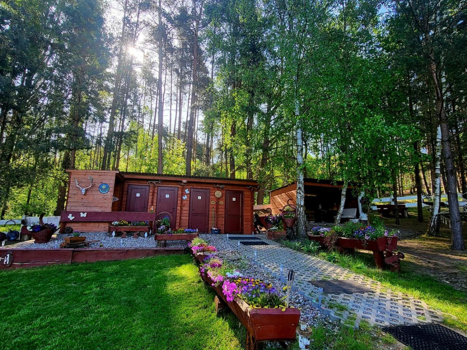 Готель Glamping Pod Orlem Cedynia Екстер'єр фото