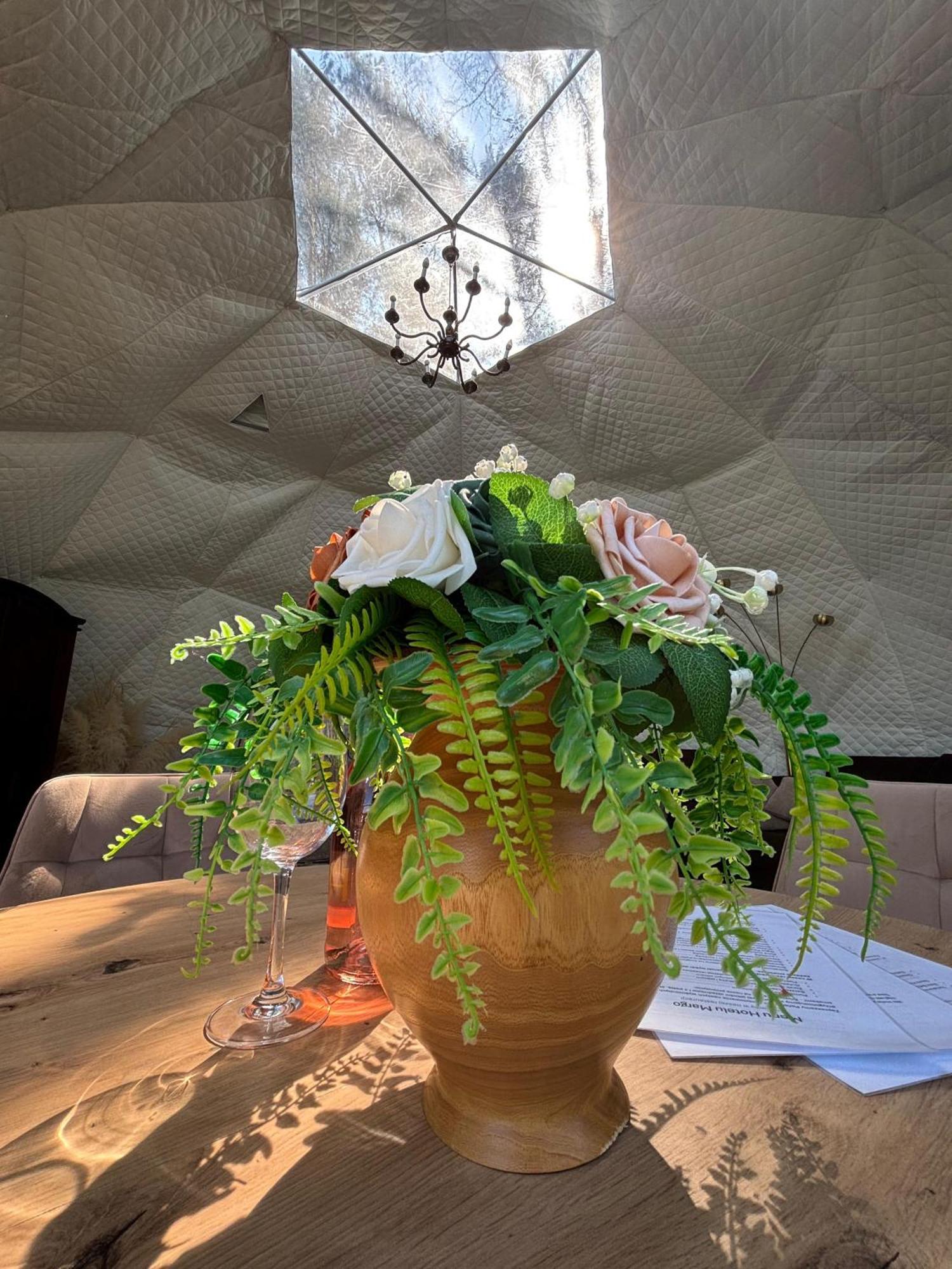 Готель Glamping Pod Orlem Cedynia Екстер'єр фото