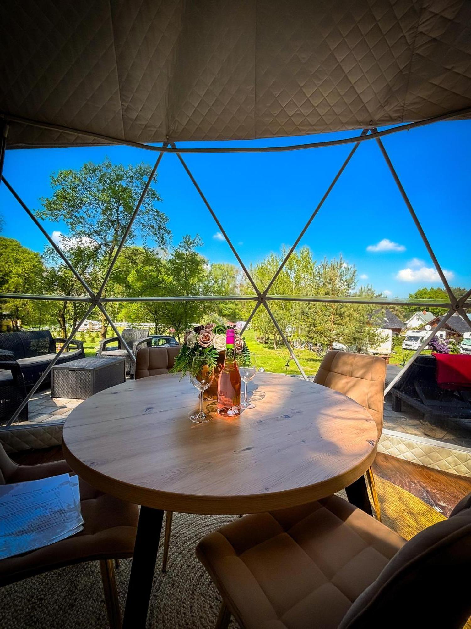 Готель Glamping Pod Orlem Cedynia Екстер'єр фото
